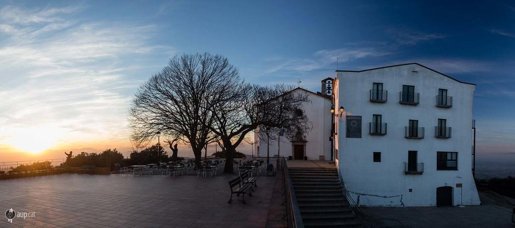 Hotel Hostatgeria Restaurant Els Angels Madremanya Exterior foto